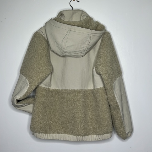 Patagonia XSmall Shelled Retro-X Fleece Pullover Sherpa Pelican Tan - Picture 7 of 8